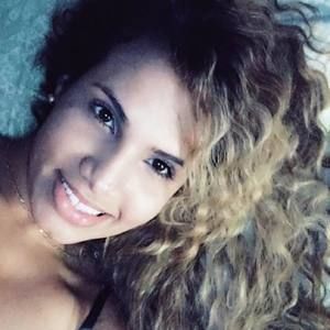 Meet your Posher, Ines